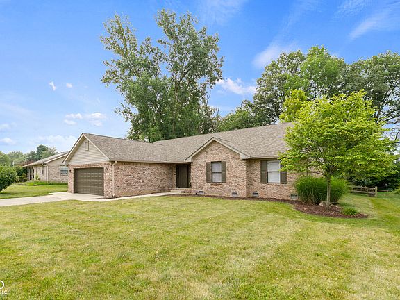 2nd image of 109 Creek Wood Dr