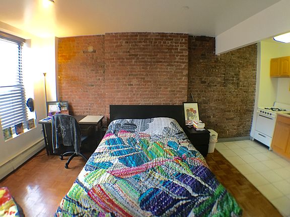 2nd image of 172 E 106th St APT 2E
