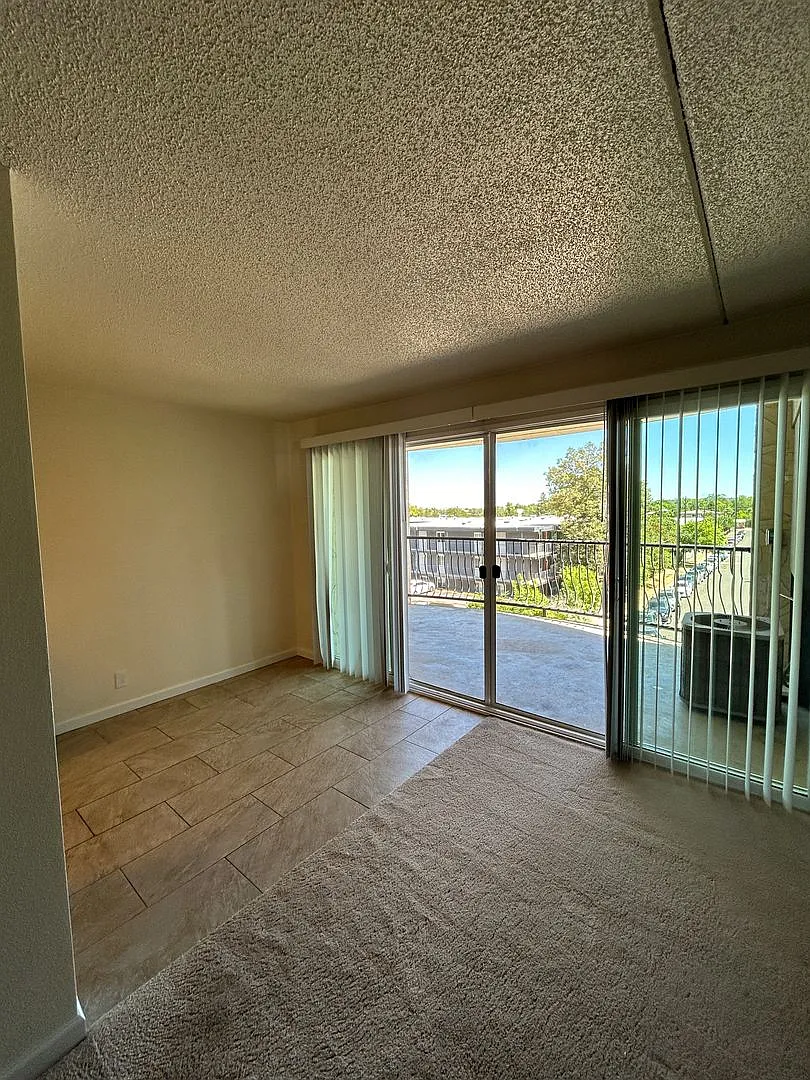 2 Bedroom Corner Condo Available at Spanish Towers close to CU — Photo 4