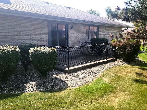 2nd image of 17745 New Hampshire Ct