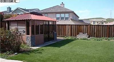 2nd image of 115 Greenmeadow Cir