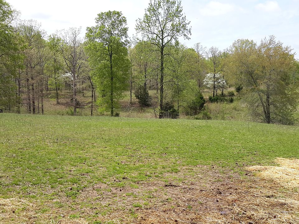 2nd image of 3911 Cherry Corner Rd