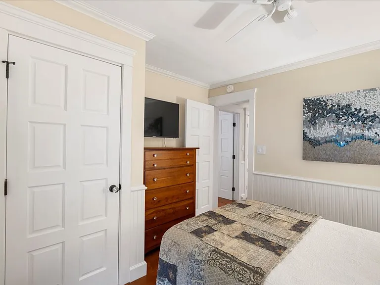 1615 Olinda Rd — Photo 26
