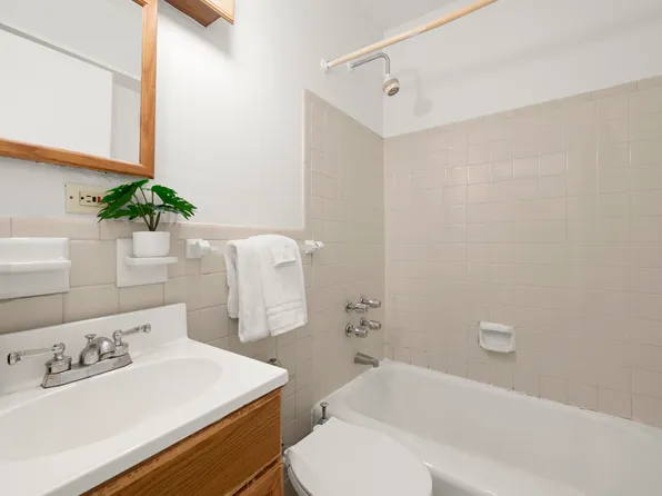 132 West 71st Street image 6 of 6