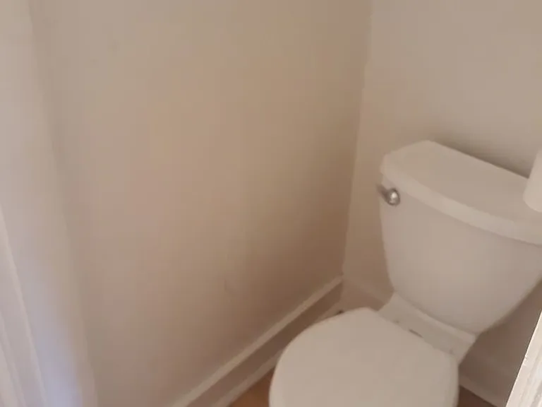 822 Lafayette St — Photo 6