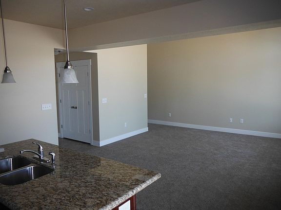 4th image of 12671 S Riverton Dr