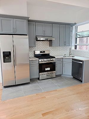 1st image of 2233 35th St
