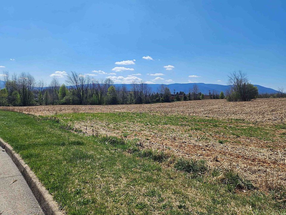 1st image of Highland Dr