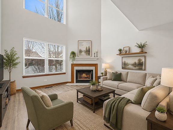 2nd image of 3309 Cool Springs Ct