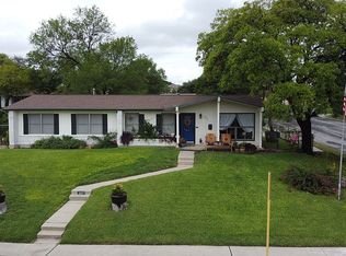 227 E Crestline Dr, San Antonio, TX 78201