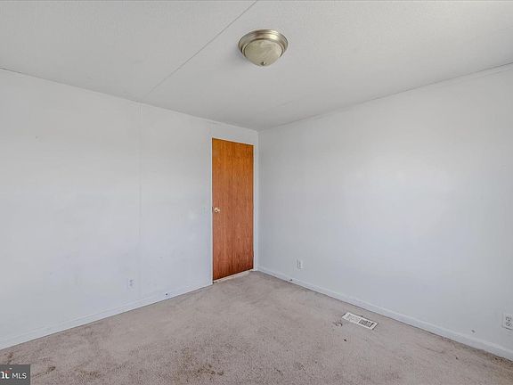21st image of 1420 Eppinger Rd