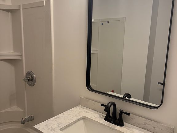 4th image of 32 High St #1