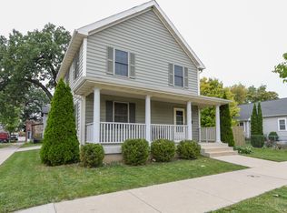 1652 Mead St, Racine, WI 53403