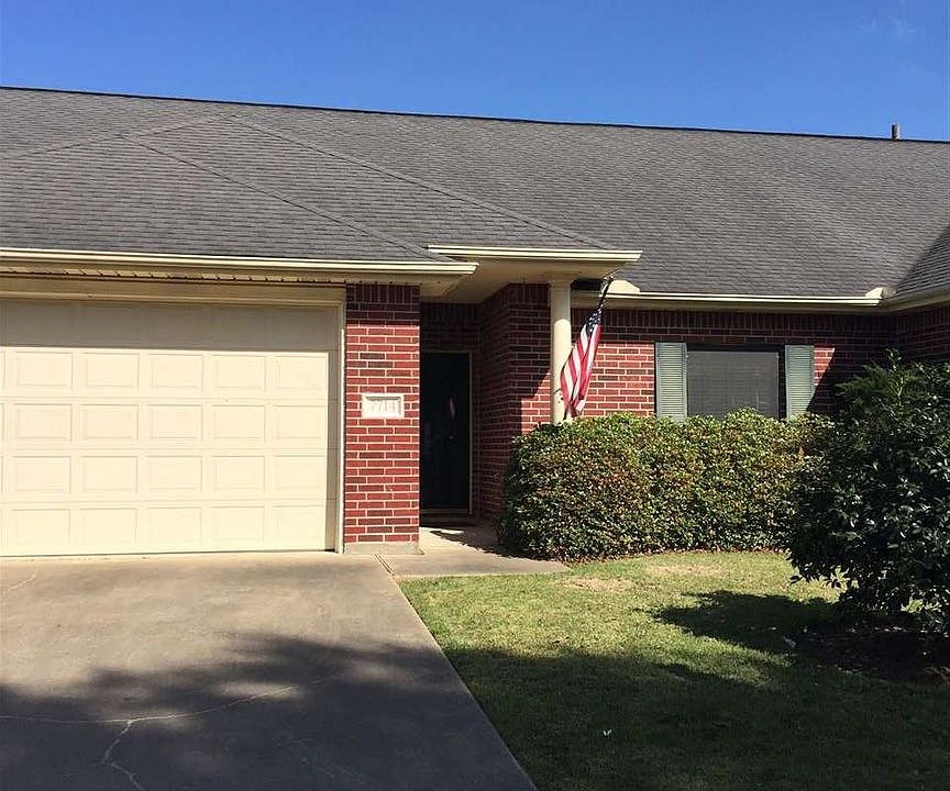 1st image of 7714 Gladys Ave