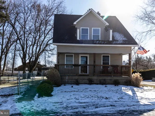 2905 High Ave, Bensalem, PA 19020