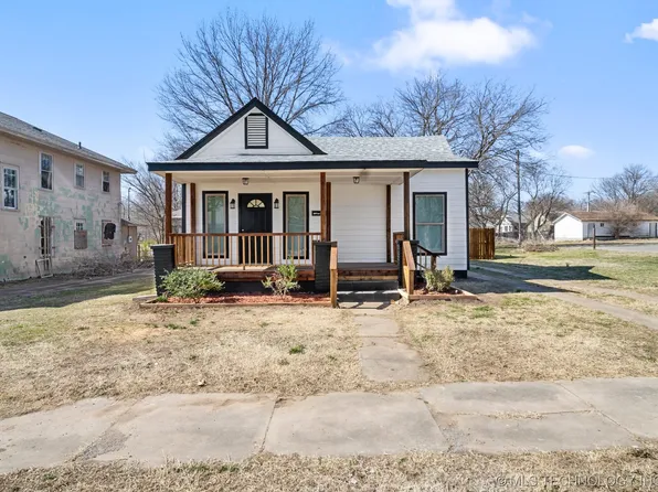 303 N 9th St, Muskogee, OK 74401