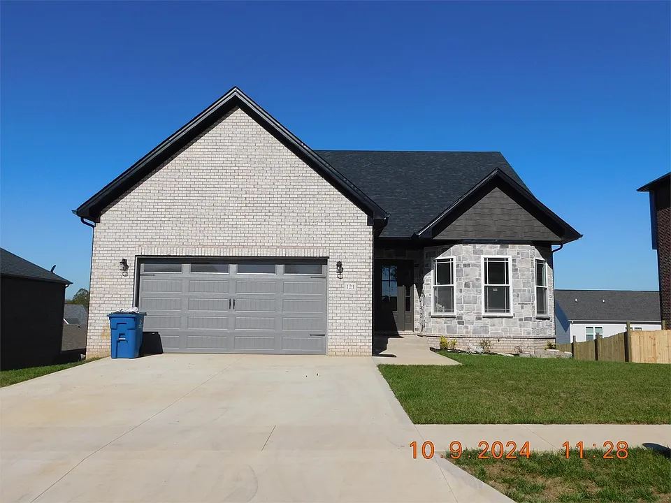 121 Dove Run Cir