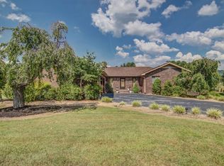 132 Cross Community Rd, Bristol, TN 37620