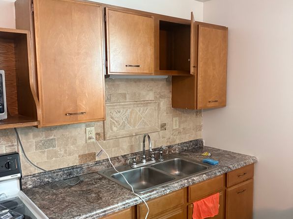 325 Union St #1