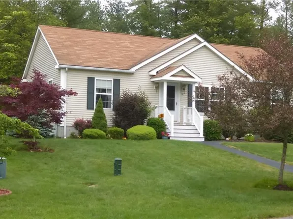 18 Mountain Ash Rd Unit 18, East Bridgewater, MA 02333