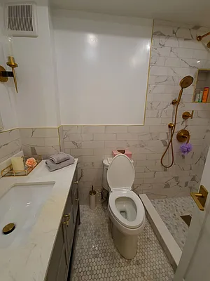 Rented by Point NYC | media 9
