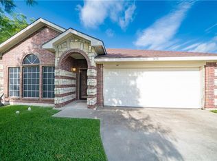 1453 Sunny Meadow Dr, Lancaster, TX 75134