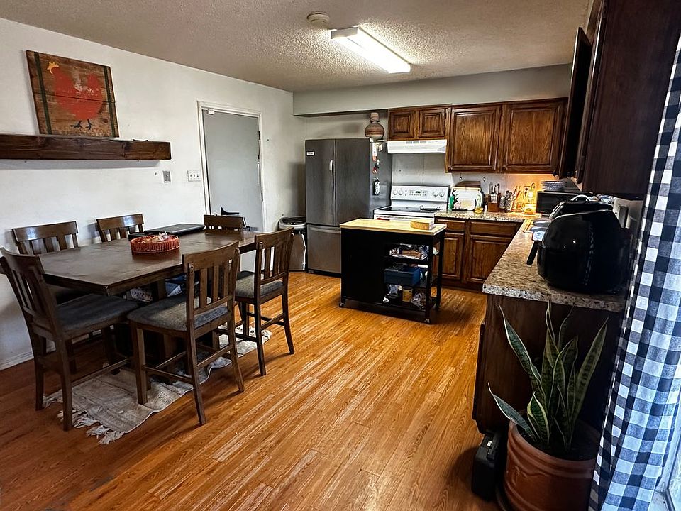 2nd image of 1509 Stiles Ct