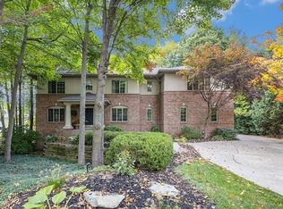 2978 Creek Edge Ct, Holland, MI 49424