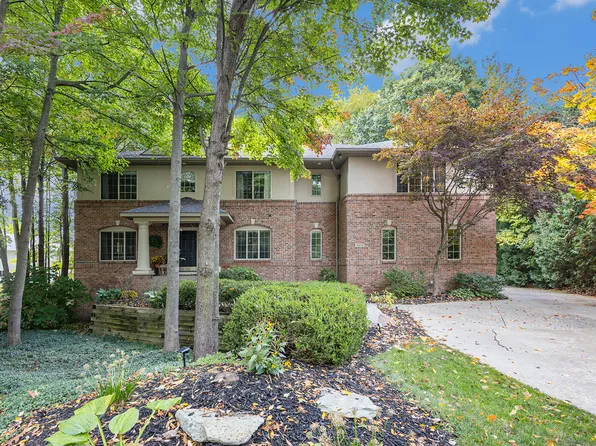 2978 Creek Edge Ct, Holland, MI 49424