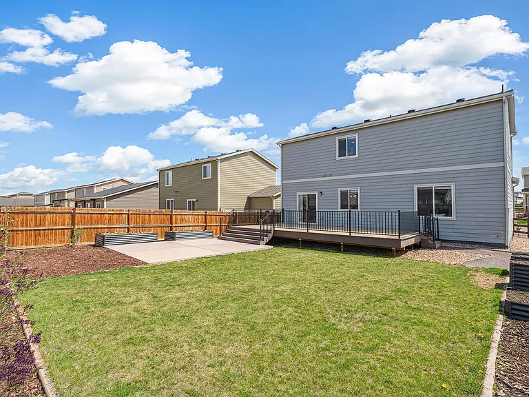 1119 Sherman Dr — Photo 31