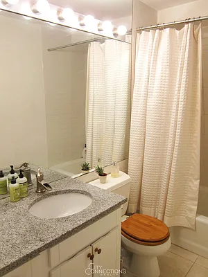 Rented by City Connections Realty | media 18