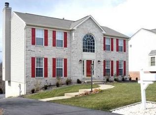 8028 Woodcreek Dr, Bridgeville, PA