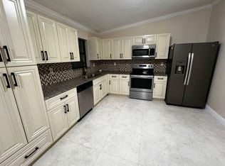 5731 SW 130th Pl, Miami, FL 33183