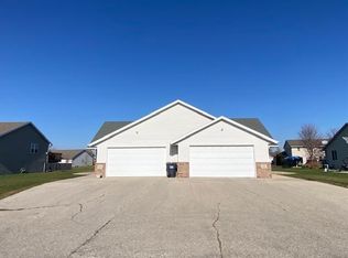 1315 Northwood Dr #1315, Seymour, WI 54165