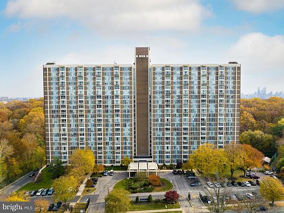 2nd image of 3600 Conshohocken Ave APT 706