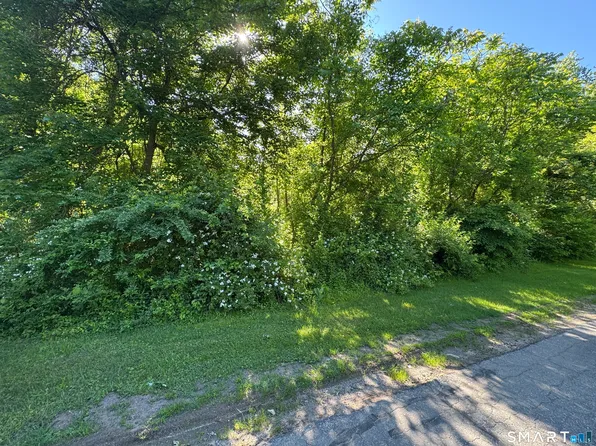 Goose Hill Road, Chester, CT 06412