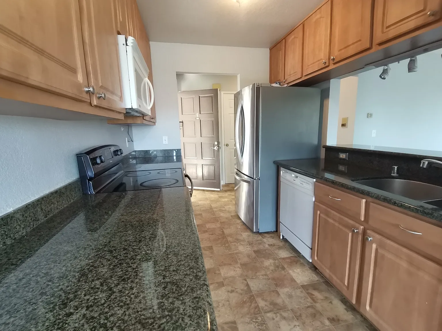 21228 Gary Dr — Photo 2