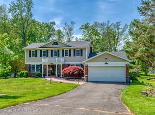 36 Arnold Dr, Kingston, NY 12401
