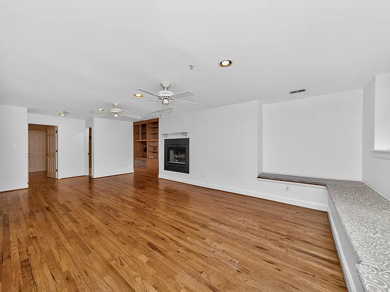2801 Connecticut Ave NW #15 — Photo 11