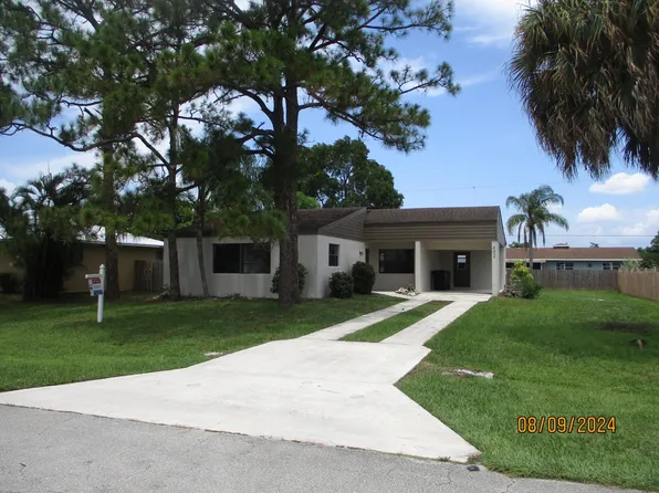 402 SE Calmoso Drive, Port St Lucie, FL 34983