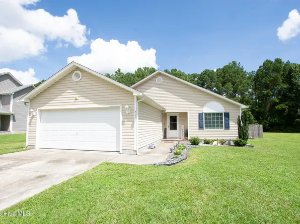 511 Sassy Court, Richlands, NC 28574