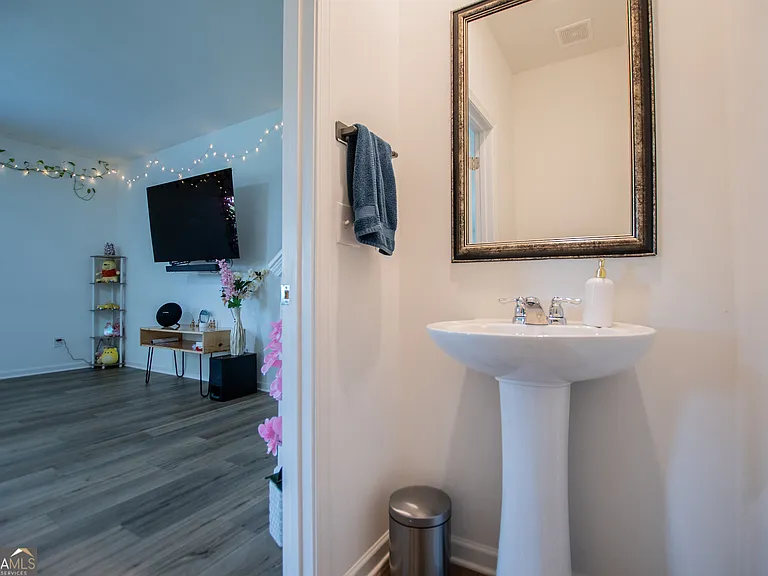194 Rivulet Dr — Photo 15