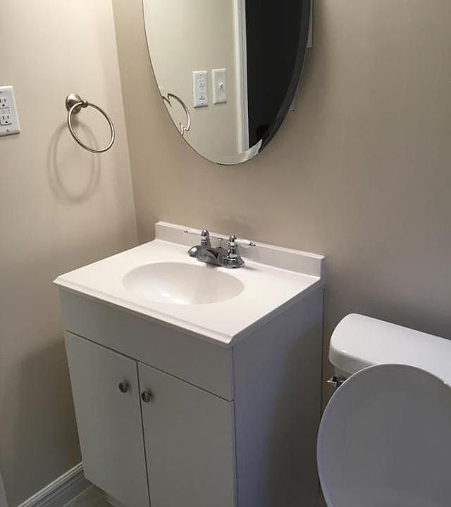 1st image of 2505-2507 S 124th St