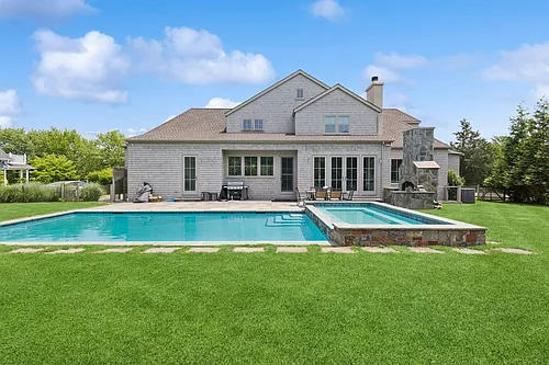 153 W Lake Dr Photo 1