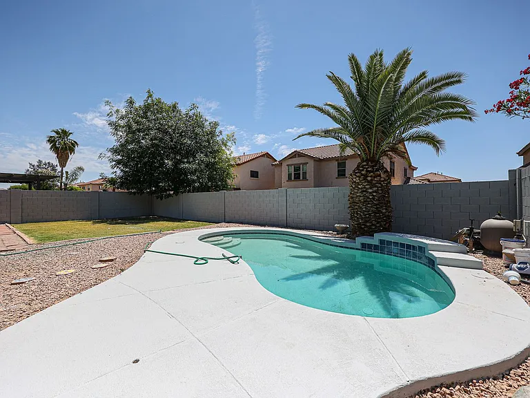 3385 E Longhorn Dr — Photo 42