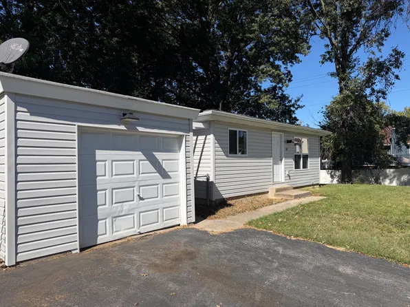 58 Plum Tree Dr, Saint Peters, MO 63376