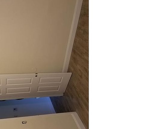 4th image of 6018 Oakcrest Cir