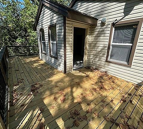 3105-Celeron-Ave-2
