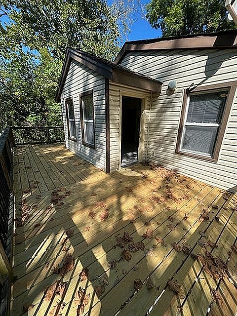 3105-Celeron-Ave-2