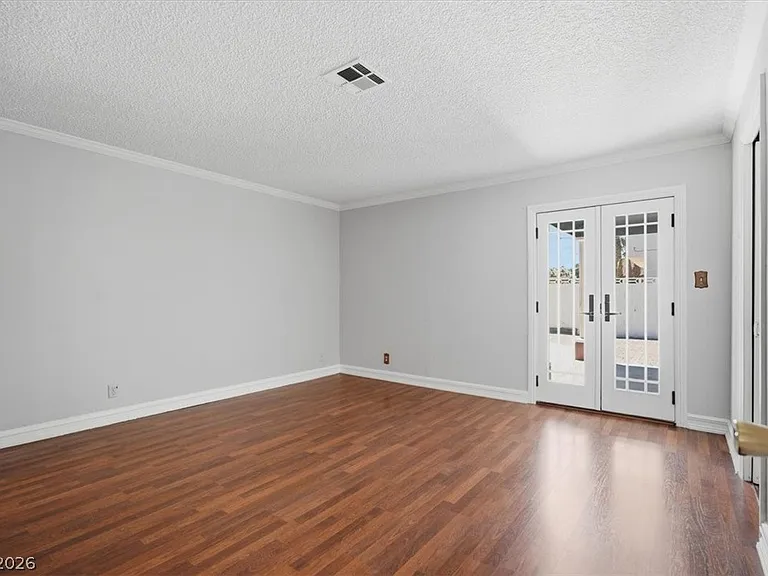 5389 Kalmia Dr — Photo 16